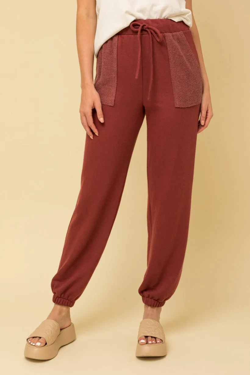 Gilli Reverse Fabric Contrast Jogger