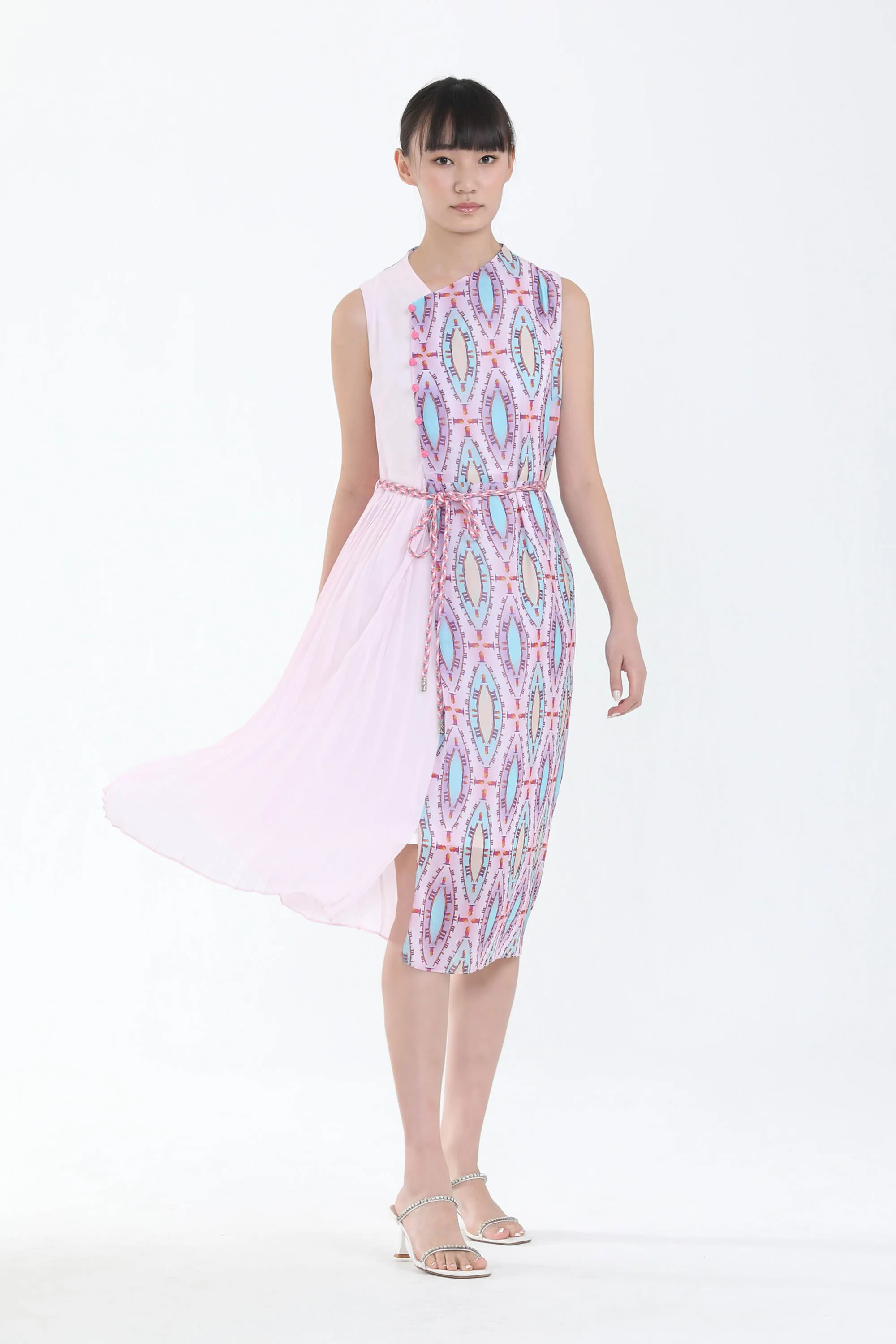 Katherine Marina Bay Sands Vertical Print Pleated Dress