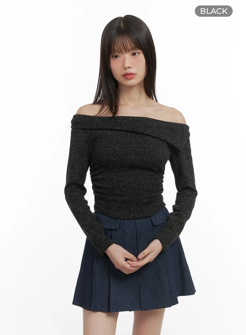 Off-Shoulder Cropped Knit Top CO410