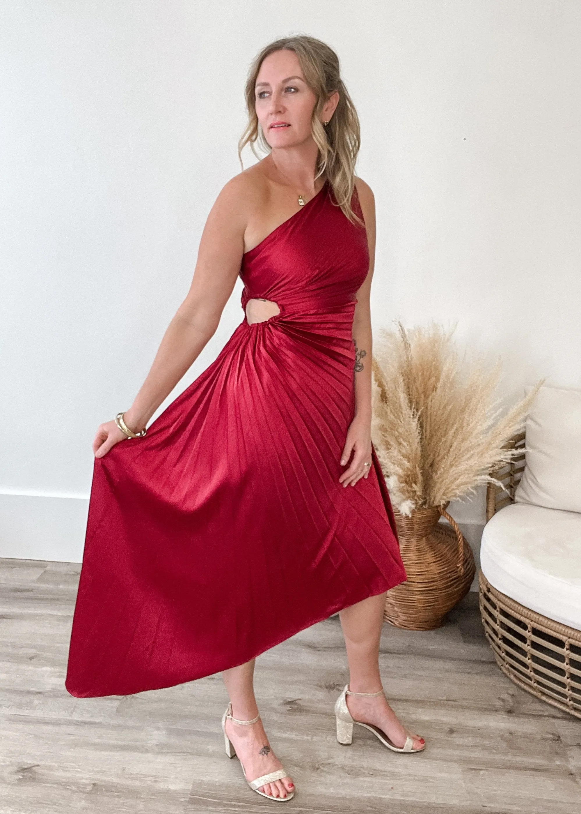 One Shoulder Pleated Dress - Wine