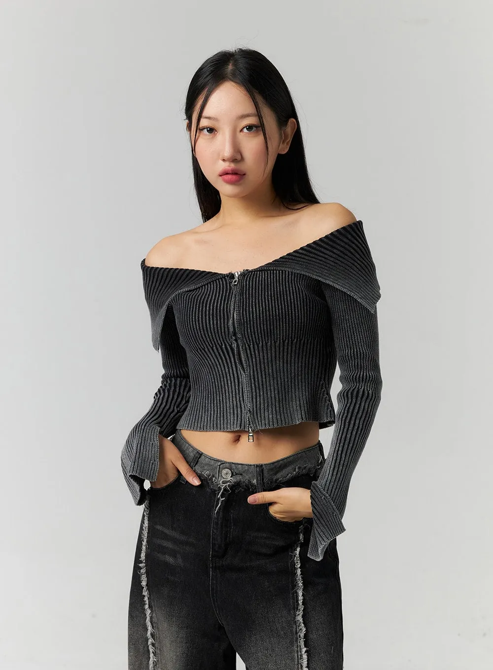 Ribbed Off-shoulder Zip-Up Sweater CS326