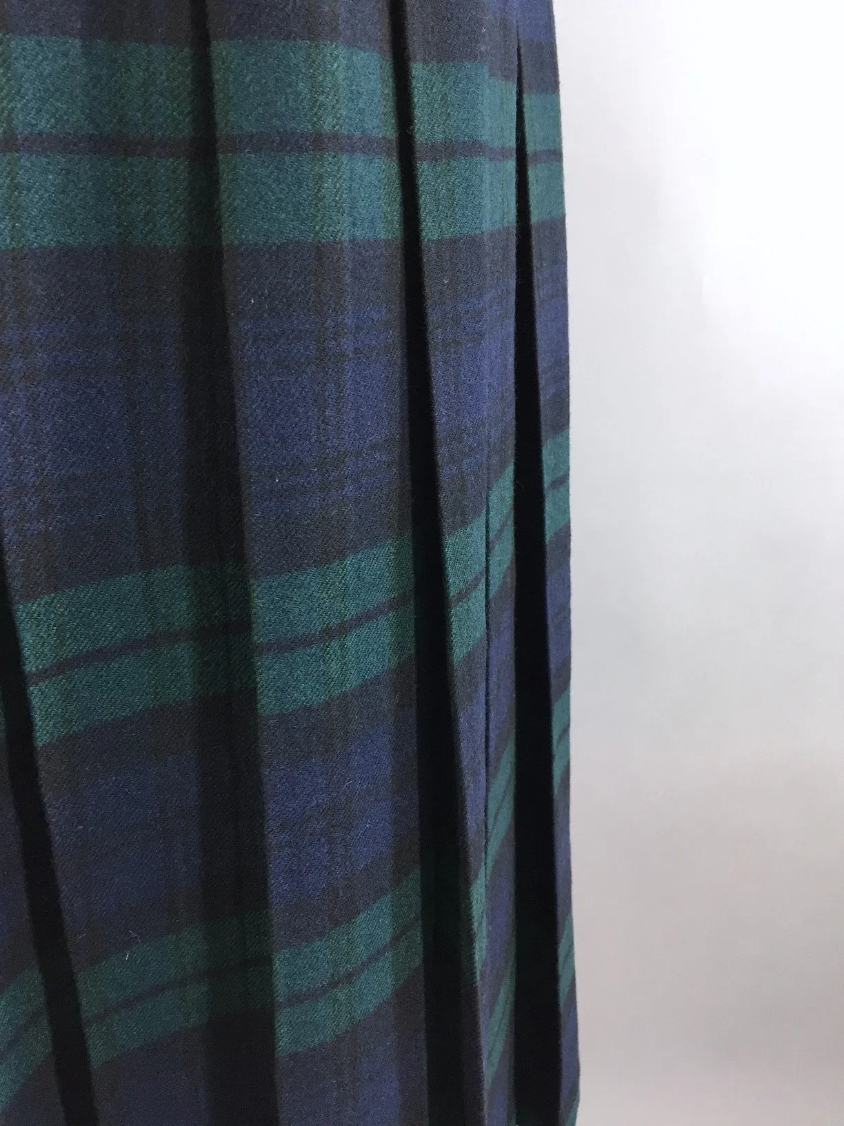 Vintage 1950s Wool Kilt / Black Watch Campbell Tartan