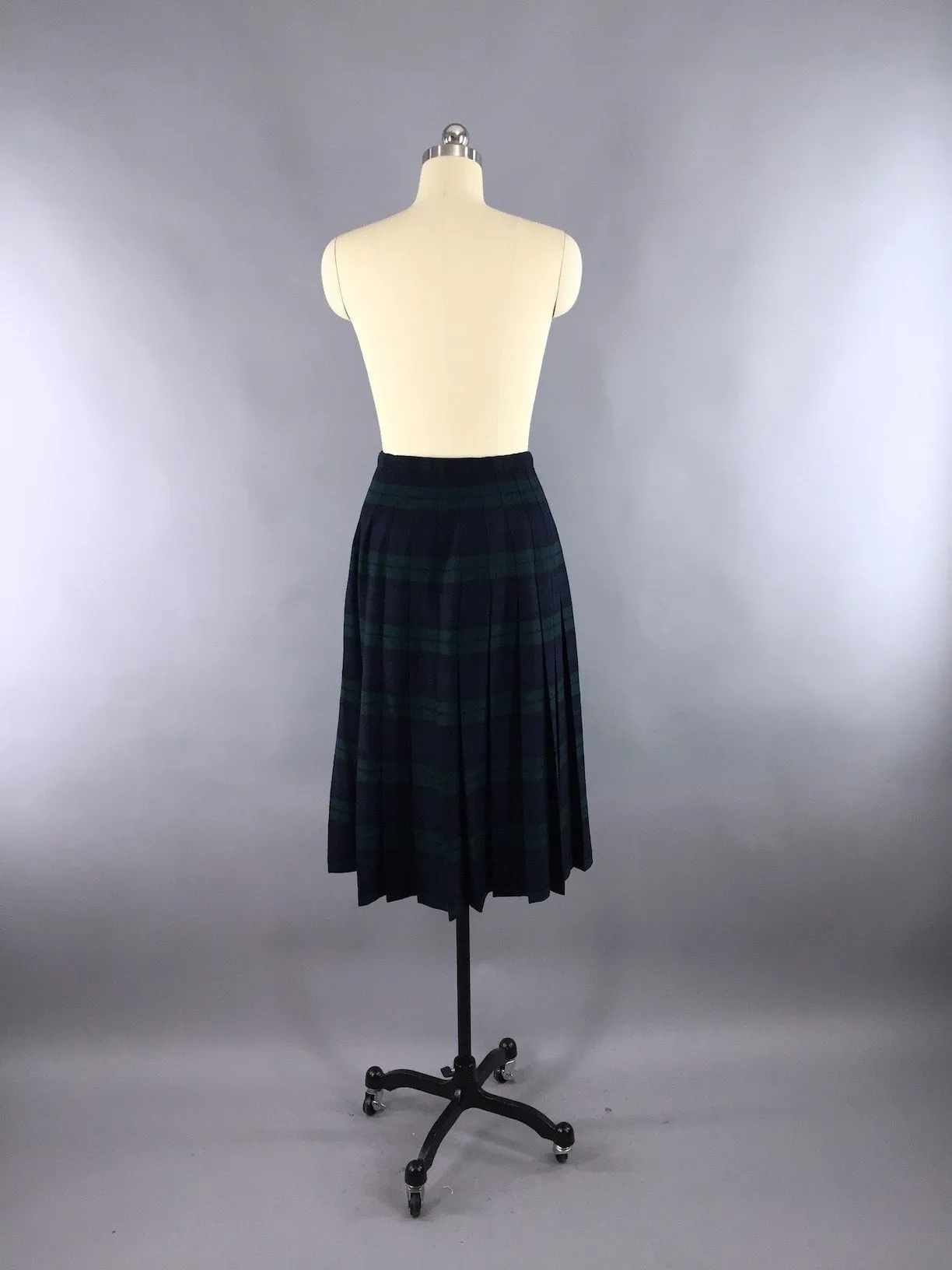 Vintage 1950s Wool Kilt / Black Watch Campbell Tartan